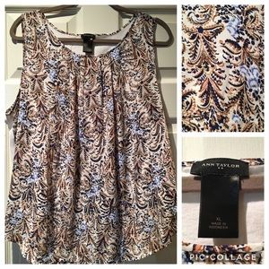 💥Ann Taylor sleeveless floral blouse-like new